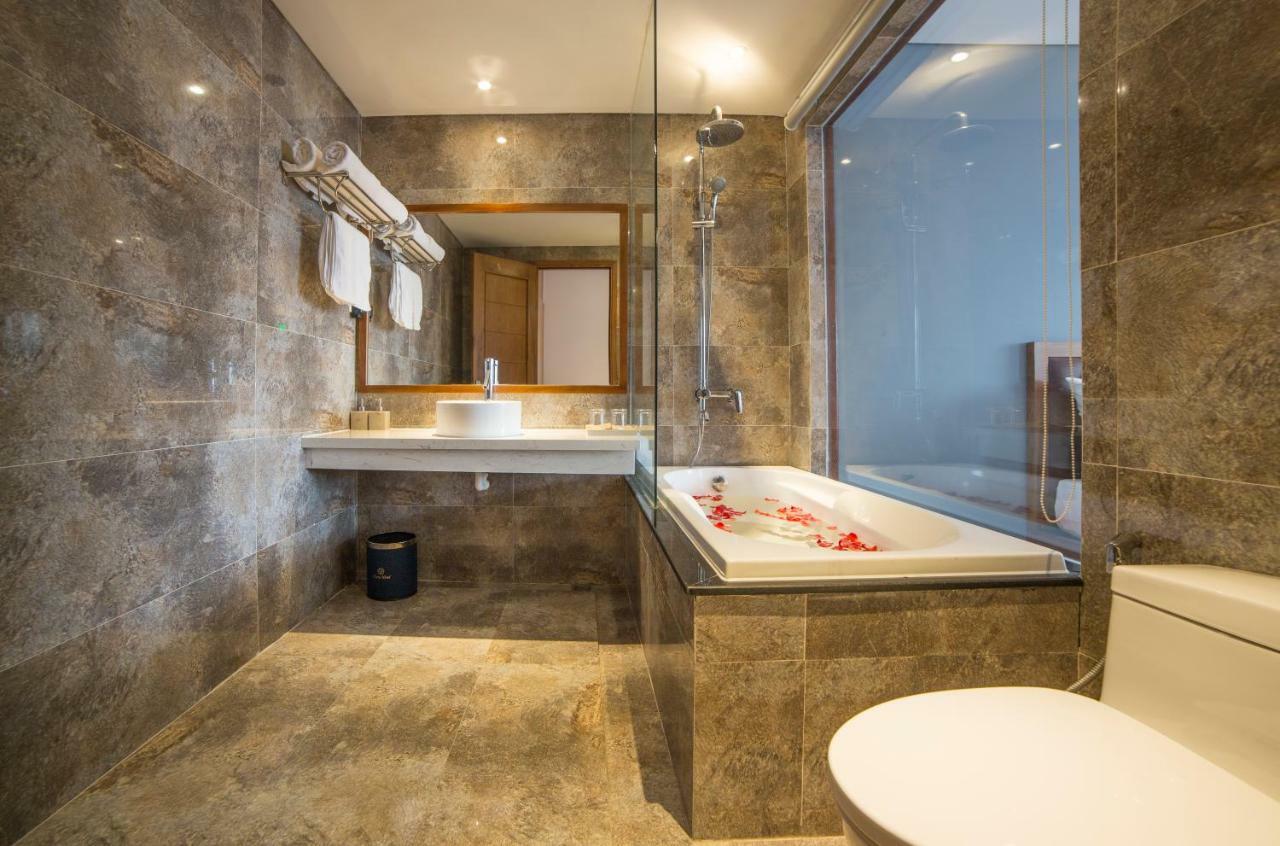 Clivia Hotel & Suite Da Nang Zewnętrze zdjęcie